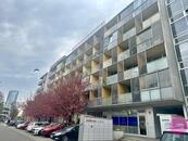 Pronájem bytu 1+kk o velikosti 31 m2 s terasou na ulici Kavaléristů v Olomouci, cena 11500 CZK / objekt / měsíc, nabízí 