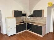 Byt, 2+kk, pronájem, Tyršovo náměstí, Sezemice, Pardubice, cena 12000 CZK / objekt / měsíc, nabízí 