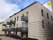 Byt, 1+kk, pronájem, Plácelova, Hradec Králové, cena 16000 CZK / objekt / měsíc, nabízí Realitní kancelář STING, s.r.o.