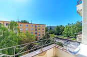 Pronájem bytu 3+1+hala+balkon, 97 m, neprůchozí ložnice, metro =C= Budějovická, cena 29000 CZK / objekt / měsíc, nabízí 