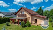 Rodinný dům z roku 2011, 195 m + 39 m garáž, pozemky 813 m, Statenice, cena 21280000 CZK / objekt, nabízí 