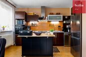 PRODEJ DVOUGENERAČNÍHO RODINNÉHO DOMU180 M - HRADEC NAD MORAVICÍ, cena 9430000 CZK / objekt, nabízí Byrfin real estate