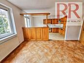 Pronájem mezonetového bytu 5+kk v Plzni, cena 15000 CZK / objekt / měsíc, nabízí 