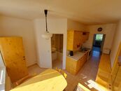Pronájem bytu 3+1 po rekonstrukci, 73 m, Tišnov ul. Halasova, cena 15000 CZK / objekt / měsíc, nabízí Komplexní Reality Development, s.r.o.