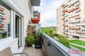 1+kk 43 m2, s parkovacím stáním, cena 6890000 CZK / objekt, nabízí Qalive, s.r.o.