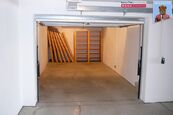 Pronájem garáže 20 m2 Tomečkova, Lesná, cena 3500 CZK / objekt / měsíc, nabízí 