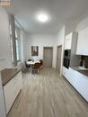 Kompletně zřízený nově zrekonstruovaný byt 3+1 v přízemí bytového domu v Žatci, Nerudovo náměstí, cena 24000 CZK / objekt / měsíc, nabízí 