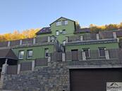 Výjimečná vila v Praze-Lysolajích: 4 bytové jednotky, wellness, bazén, 3 garáže a vinárna, cena 35250000 CZK / objekt, nabízí 