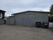 Pronájem plechové haly na Pražské třídě v Hradci Králové, cena 12000 CZK / objekt / měsíc, nabízí 