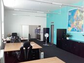 Pronájem zrekonstruovaného kancelářského prostoru v HK., cena cena v RK, nabízí Global Reality Hradec Králové, s.r.o.