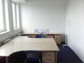 Pronájem kanceláře v Hradci Králové, cena 225 CZK / m2 / měsíc, nabízí Global Reality Hradec Králové, s.r.o.