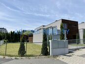 Řadový RD 4+kk/T/2xG, 145m2, Praha 5 - Jinonice, ul. Mšecká, cena 52350 CZK / objekt / měsíc, nabízí 