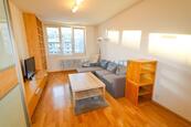 Zařízený byt u metra 2+kk+parking, 50 m2, Praha 9 - Prosek, ul. Litoměřická, cena 21000 CZK / objekt / měsíc, nabízí ASTONE Reality