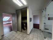 K pronájmu: kancelářské prostory, 115 m Lublaňská 42, Praha 2 (6. NP), cena 295 CZK / m2 / měsíc, nabízí Miroslava Zemanová