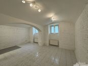 Zrekonstruovaný suterénní prostor u Letenského nám., 240 m2, Praha 7, cena 30000 CZK / objekt / měsíc, nabízí Miroslava Zemanová
