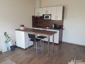 Studio, 1+kk, 30 m2, velmi pěkné bydlení. U metra Budějovická., cena 16000 CZK / objekt / měsíc, nabízí Miroslava Zemanová
