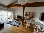 Pronájem kvalitního, z části vybaveného bytu 3+1 + komora + terasa, 102 m2, Charkovská, Praha 10, cena 37500 CZK / objekt / měsíc, nabízí Miroslava Zemanová