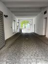 Pronájem garážového stání v Korunním dvoře, Praha - Vinohrady, cena 4000 CZK / objekt / měsíc, nabízí Miroslava Zemanová