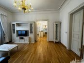 Mimořádný byt 121,9 m2, 4+kk, luxusně zařízený, 3.NP s výtahem, Praha 1 - Truhlářská, cena 2200 EUR / objekt / měsíc, nabízí Miroslava Zemanová