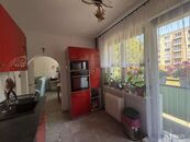 Prodej světlého bytu 2+1 po kompletní rekonstrukci, 62,7 m, balkon, sklep Kladno, Kročehlavy, cena 6800000 CZK / objekt, nabízí Miroslava Zemanová