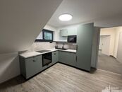 Pronájem hezkého bytu 2+kk, novostavba, rozhraní ulice Houbové a Hlavní., cena 21000 CZK / objekt / měsíc, nabízí 