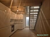 Pronájem bytu 3+kk 66 m Balkón 5 m Kolbenova, Praha 9 Vysočany., cena 31000 CZK / objekt / měsíc, nabízí 