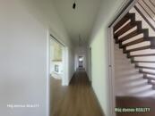 Pronájem moderní novostavby rodinného domu 6+kk, 296 m + pozemek 1 510 m Kunice Horní Lomnice., cena 75000 CZK / objekt / měsíc, nabízí 