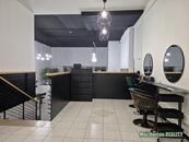 Přenechání zavedeného salonu krasy Praha 8 - Libeň., cena 45000 CZK / objekt / měsíc, nabízí Můj domov REALITY s.r.o.
