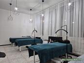 Přenechání zavedeného salonu krasy Praha 8 - Libeň., cena 45000 CZK / objekt / měsíc, nabízí 