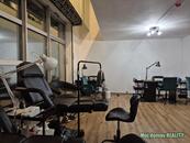 Přenechání zavedeného salonu krasy Praha 8 - Libeň., cena 45000 CZK / objekt / měsíc, nabízí Můj domov REALITY s.r.o.