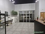 Přenechání zavedeného salonu krasy Praha 8 - Libeň., cena 45000 CZK / objekt / měsíc, nabízí 