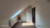Pronájem podkrovního bytu 4+kk, 103 m, Praha 9 Horní Počernice, ul. Náchodská., cena 24000 CZK / objekt / měsíc, nabízí Můj domov REALITY s.r.o.