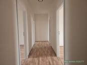 Pronájem ubytovacího zařízení 626 m, ulice Přátelství, Praha - Uhříněves. , cena 175280 CZK / objekt / měsíc, nabízí Můj domov REALITY s.r.o.