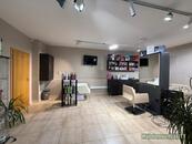 Přenechání plně vybaveného kosmetického salonu za odstupné Praha Barrandov, cena 36000 CZK / objekt / měsíc, nabízí Můj domov REALITY s.r.o.