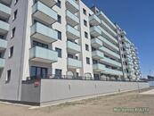 *Pronájem bytu 2+kk s prostornou terasou, Praha Hostivař., cena 20000 CZK / objekt / měsíc, nabízí Můj domov REALITY s.r.o.