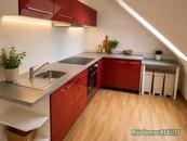 Pronájem prostorného podkrovního bytu 3+1/L, 115 m², Praha Radotín, ul. Dehtínská., cena 29900 CZK / objekt / měsíc, nabízí Můj domov REALITY s.r.o.