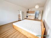 Světlý byt 1+kk (45 m²) s garážovým stáním a komorou Praha 9, Letňany, cena 21000 CZK / objekt / měsíc, nabízí Můj domov REALITY s.r.o.