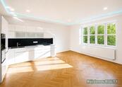 Pronájem prostorného bytu 4+kk, 104 m² Praha 5, Smíchov, ul. Plzeňská., cena 41500 CZK / objekt / měsíc, nabízí Můj domov REALITY s.r.o.
