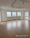 Pronájem reprezentativní Office Villa 801 m² s bazénem a parkováním, Praha 5 Smíchov., cena 180000 CZK / objekt / měsíc, nabízí Můj domov REALITY s.r.o.