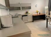Pronájem moderního bytu 3+kk, 73 m² s balkonem, garážovým stáním a zahradou Praha 5, Zličín, cena 31000 CZK / objekt / měsíc, nabízí Můj domov REALITY s.r.o.
