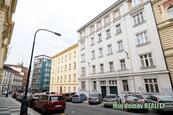 Pronájem plně zařízeného bytu 1+1, 33 m² Praha 2, Nové Město, ul. Hálkova., cena 24500 CZK / objekt / měsíc, nabízí 