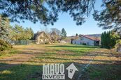 Prodej stavebního pozemku v Praze - Lipencích o výměře 972 m, cena 11800000 CZK / objekt, nabízí MAVO - Invest, s.r.o.