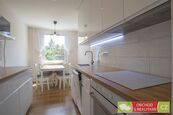 Praha / Háje, vybavený byt 3+1 s lodžií a sklepem, cena 23500 CZK / objekt / měsíc, nabízí 