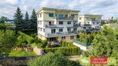 Praha / Horní Počernice, byt 2+KK s terasou, garážovým stáním a sklepem, cena 12960000 CZK / objekt, nabízí Obchodsrealitami.cz