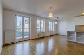 Praha / Zbraslav, byt 4+KK, 2 x terasa, garážové stání, cena 13940000 CZK / objekt, nabízí Obchodsrealitami.cz