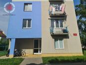 Prodej bytu 3+1 s garáží ve Veselí nad Moravou, 71 m2, cena 3800000 CZK / objekt, nabízí RK Lubomír Roubínek