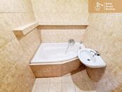 Pronájem pěkného bytu 2+kk s prokleným balkónem, Rozmarýnova, Most, cena 8000 CZK / objekt / měsíc, nabízí
