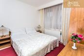 Prodej krásného hotelu, Unčín u Teplic, cena cena v RK, nabízí 