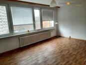 Pronájem bytu v centru města ul. Alejní, cena 6500 CZK / objekt / měsíc, nabízí