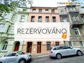 Pronájem světlého bytu 1 + kk s výhledem do zeleně, cena 8200 CZK / objekt / měsíc, nabízí